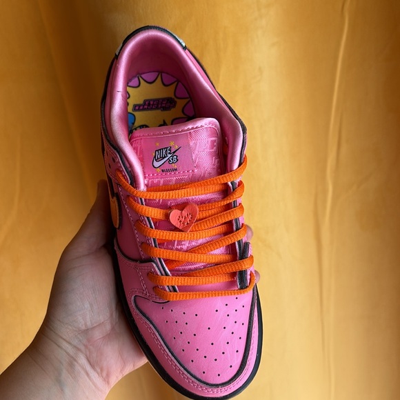 Nike SB Dunk Low "The Powerpuff Girls Blossom" 1.5 Y - Picture 7 of 16